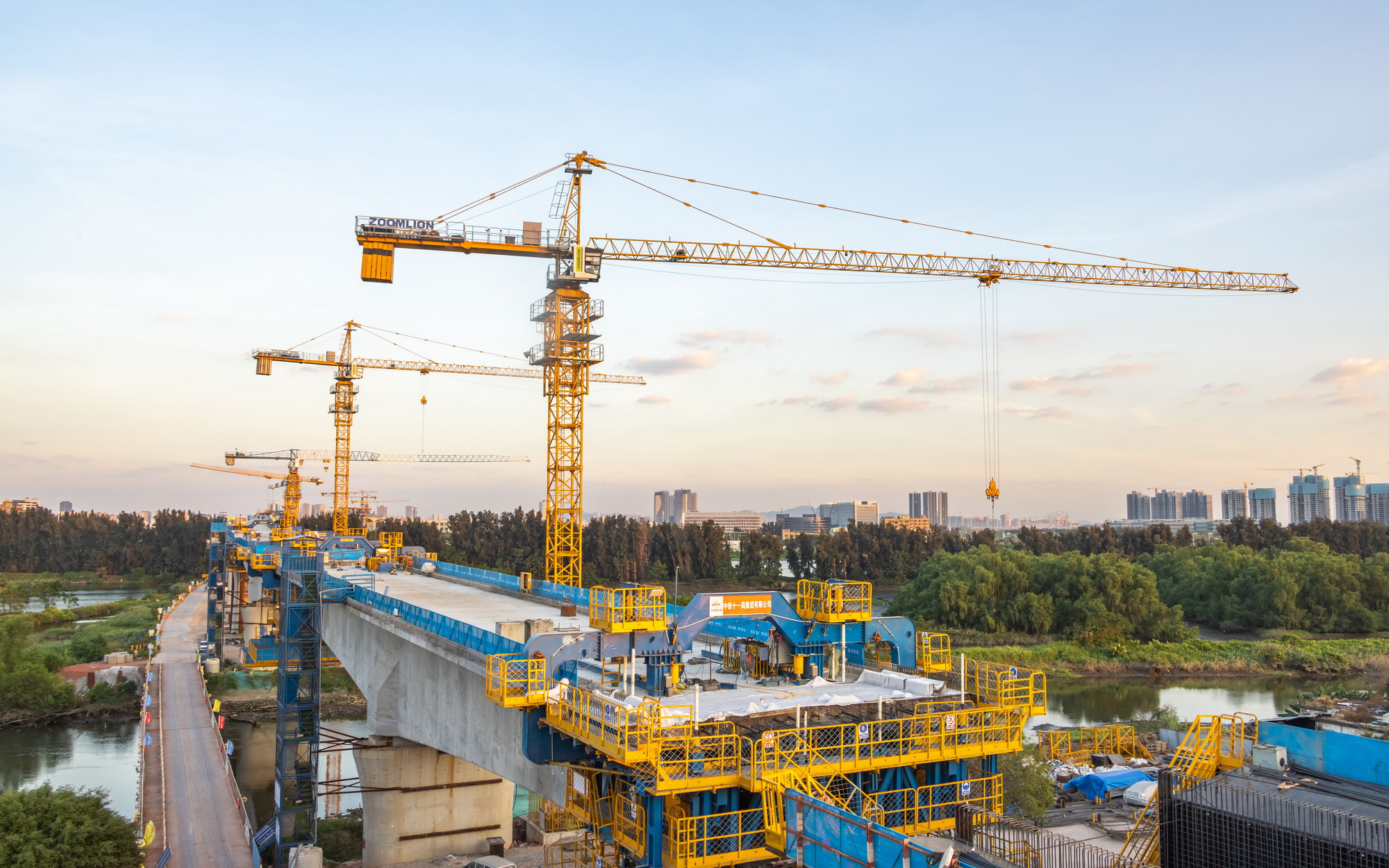 �V�|����F���O(sh��)�������M(j��n)